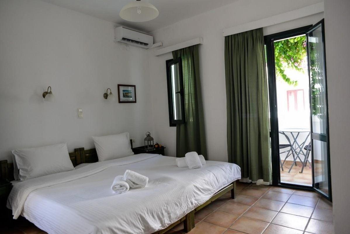 Eva Suites & Apartments Agia Marina  Luaran gambar