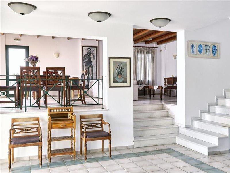 Eva Suites & Apartments Agia Marina  Luaran gambar