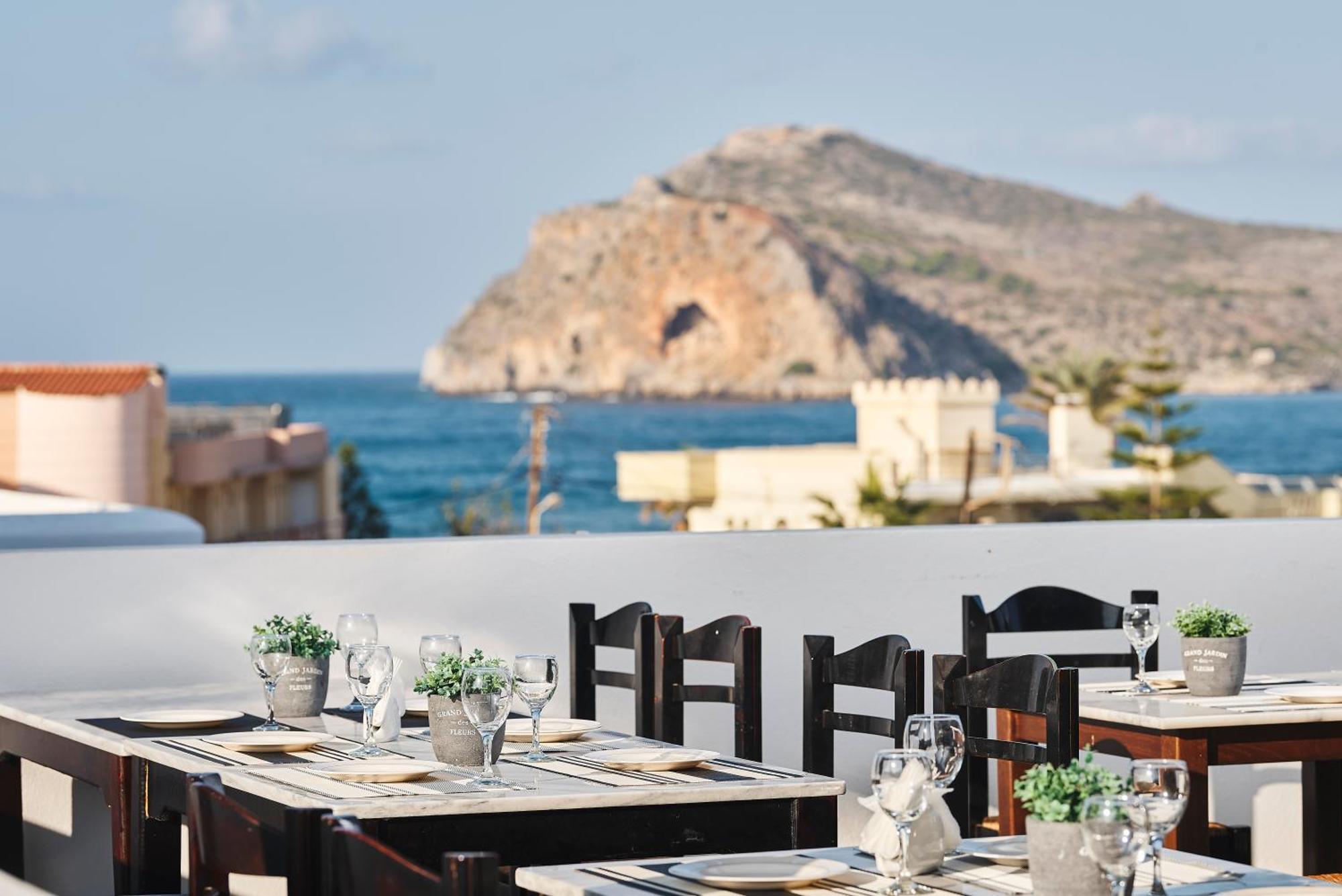 Eva Suites & Apartments Agia Marina  Luaran gambar