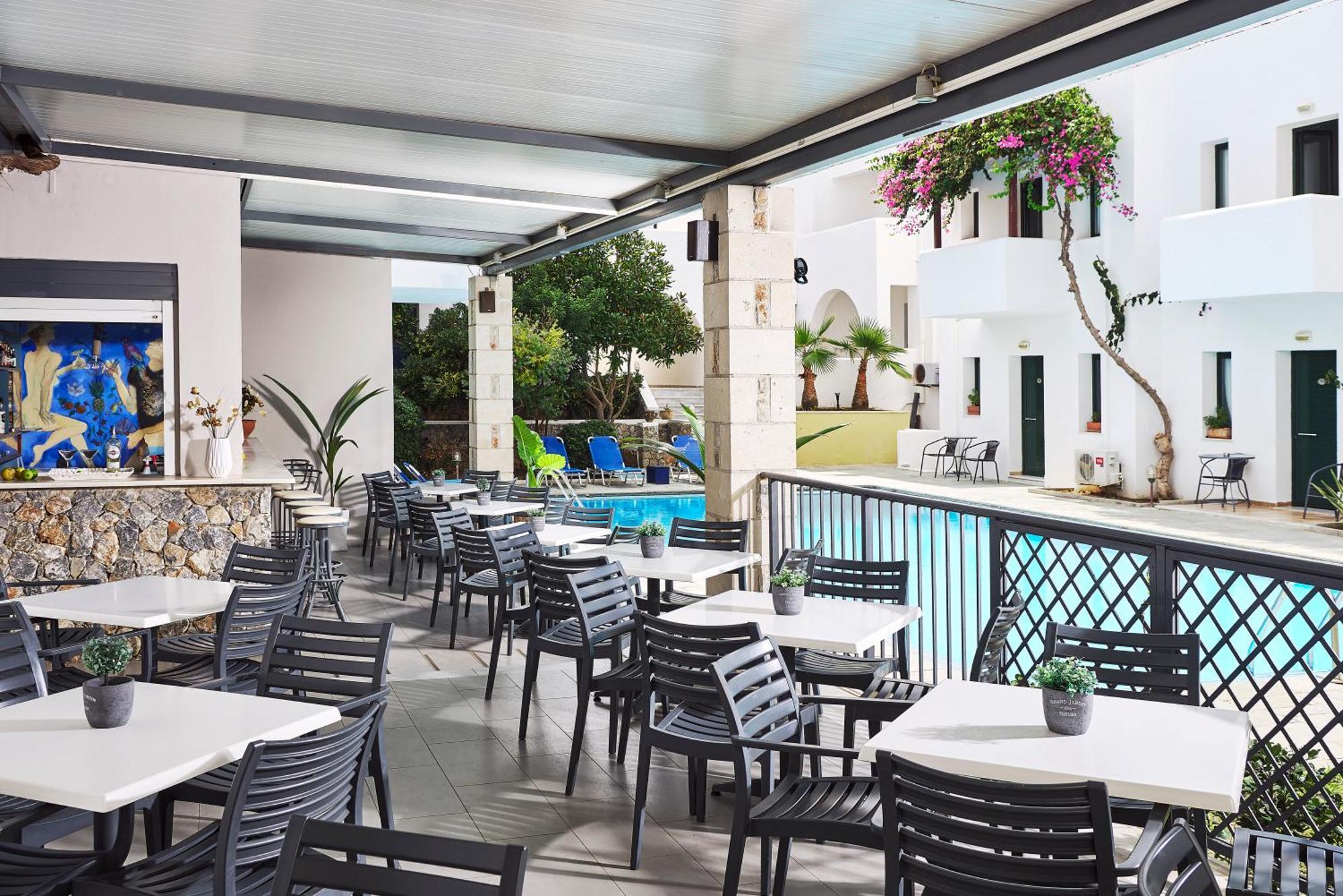 Eva Suites & Apartments Agia Marina  Luaran gambar