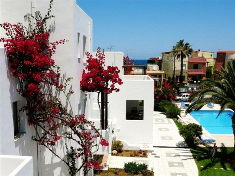 Eva Suites & Apartments Agia Marina  Luaran gambar