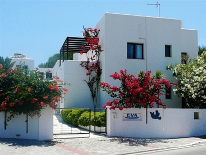 Eva Suites & Apartments Agia Marina  Luaran gambar